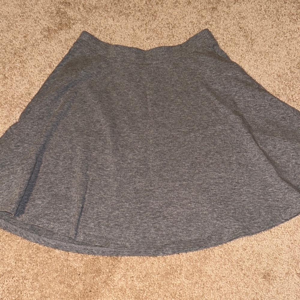 Grey mini skirt